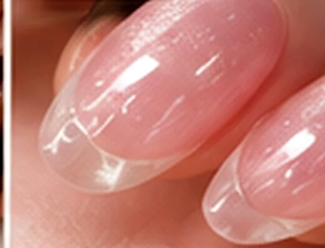 Glazed Donut · manucure NK Nails Bar Marrakech