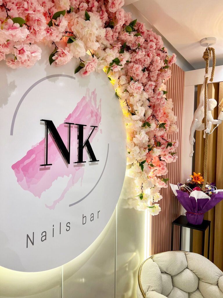 nknailsbarlounge, traitement hydrafacial, soin de visage, massage, nails bar, femmes, fille, spa, semilac, davines, mavala , thalgo, yonka, l’orial, nashi argan, o.p.i, coiffure, make-up, cosmetique, cheveux, manicure, pedicure, art nail, spa ,traitementssoins de visage, rituels spa corps, epilation,brushing,les soins profondes, hair cut, coloration, soins cheveux, nk nails bar